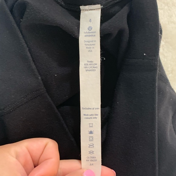 Lululemon Wonder under - black - size 4 - Picture 12 of 12